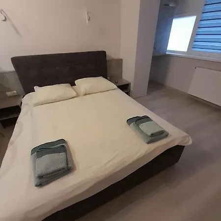 апарт-сервіс в ужгороде Apartamento *